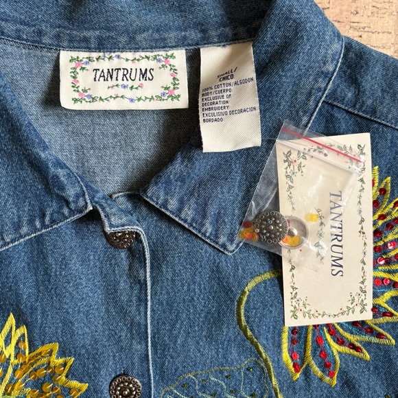 NET Vintage Tantrums Embroidered Sunflower Denim Jacket small - Picture 3 of 5